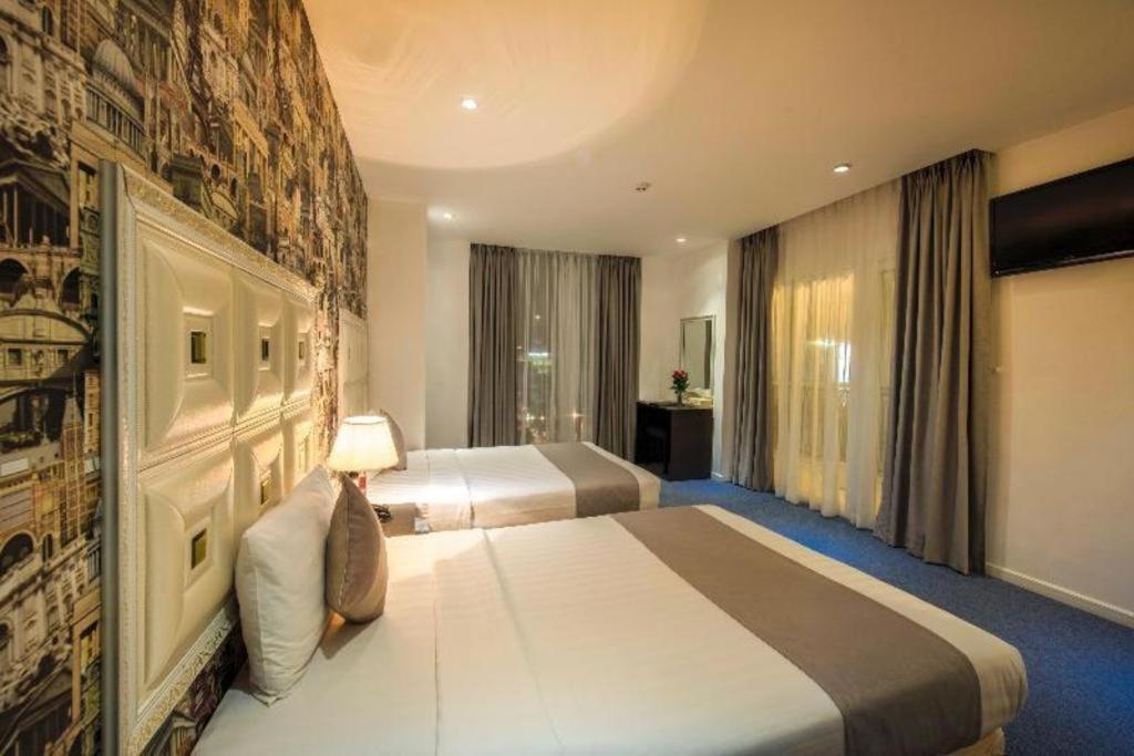 Golden Crown Hotel Saigon ホーチミン市 エクステリア 写真