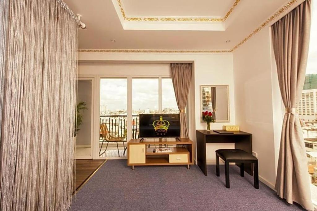 Golden Crown Hotel Saigon ホーチミン市 エクステリア 写真